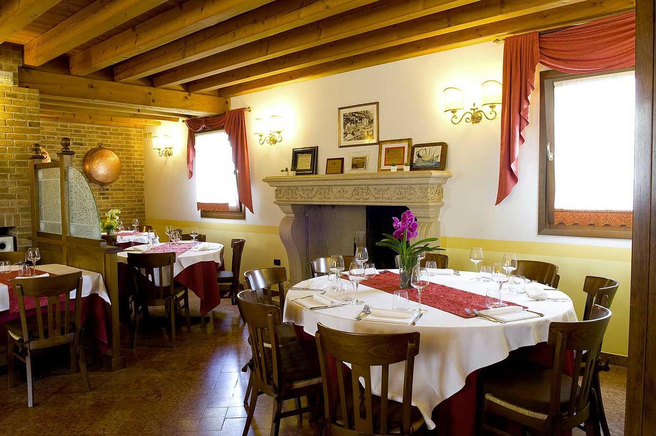 Osteria Alla Pasina Dosson Luaran gambar